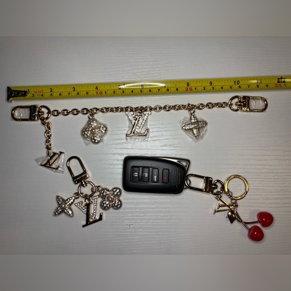 Novelty Bag Chain - Picture 10 of 10